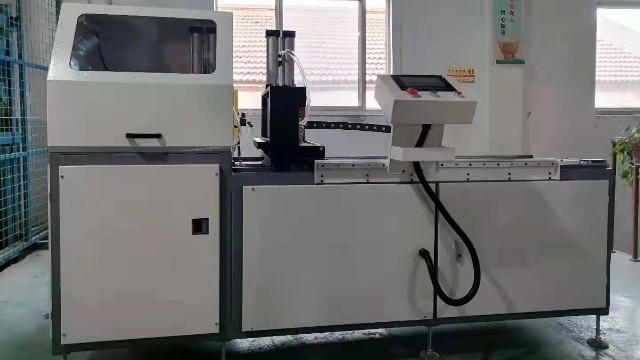 科鼎數(shù)控工業(yè)鋁型材自動(dòng)鋸的優(yōu)點(diǎn)有哪些？