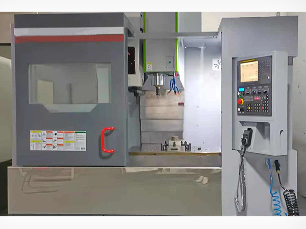 科鼎數(shù)控-850加工中心多少錢(qián)一臺(tái)？